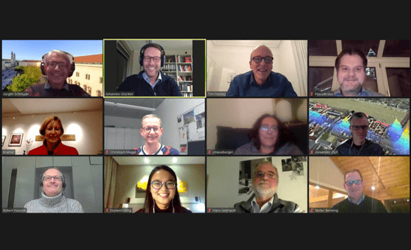 Group picture of all ceremony attendees